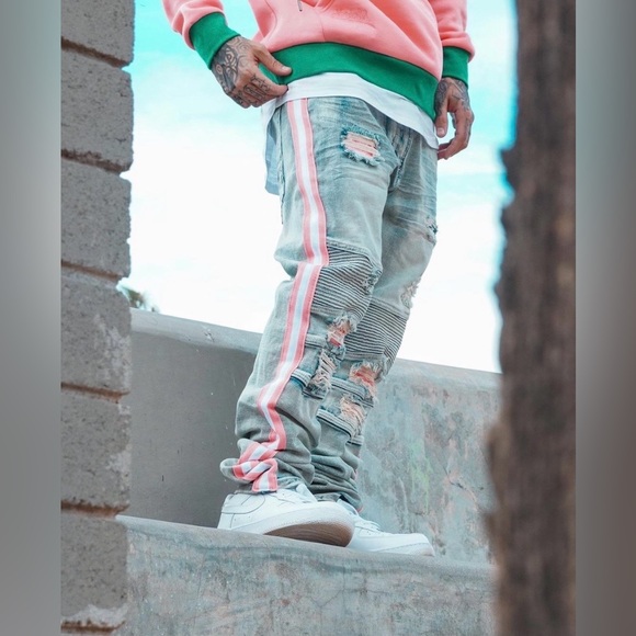 Peach Patch Side Stripe Jeans - Picture 1 of 4